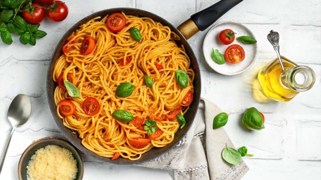 One Pot Cherry Tomato Basil Pasta
