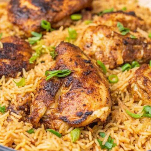 Delicious one pot chicken and rice served hot and ready to eat.